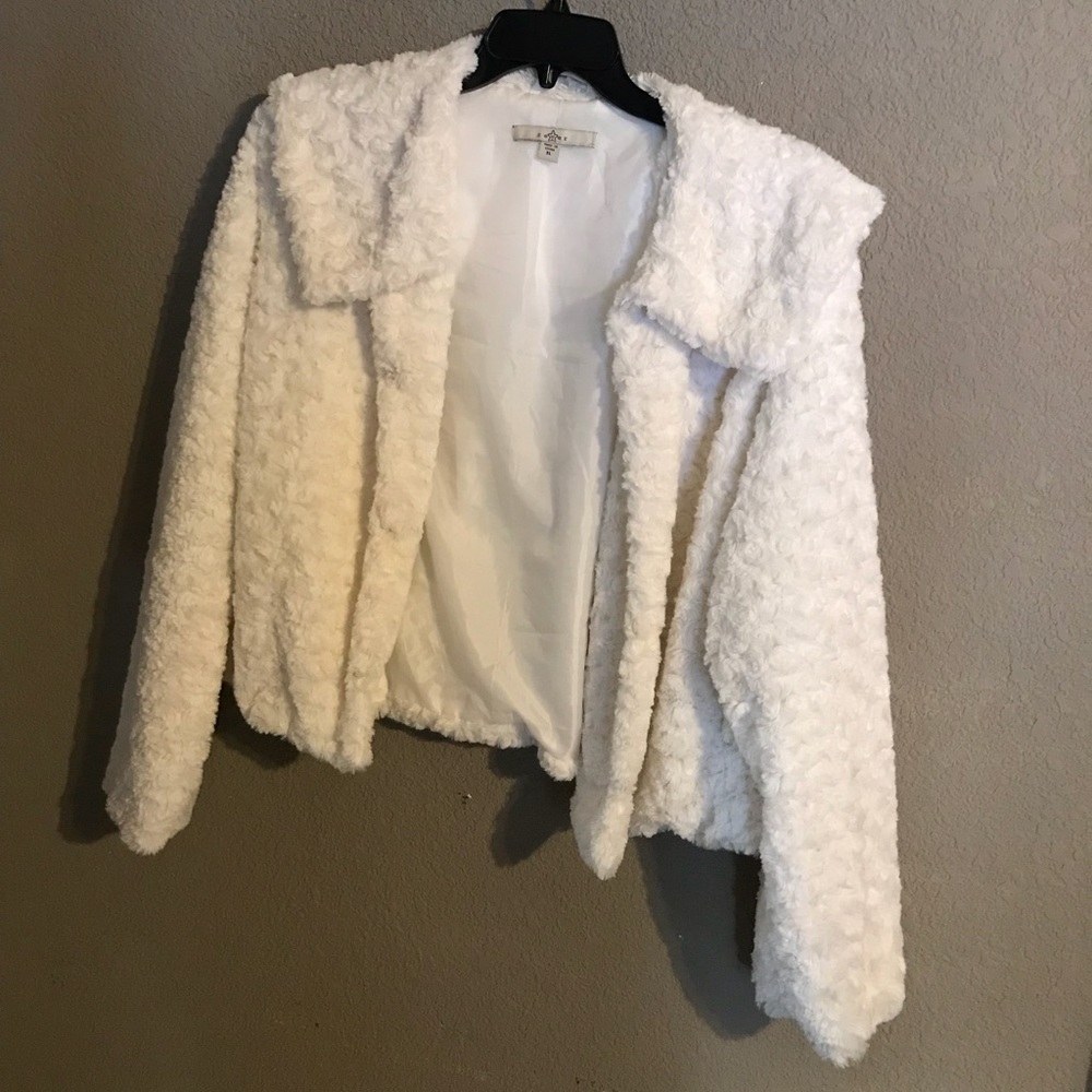 Faux jacket - Picture 2 of 2